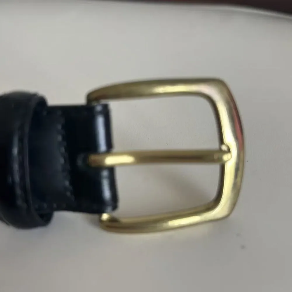Jos A Bank Mens Dress Belt Black Leather Gold Buckle Pre-Owned Classic From S 40